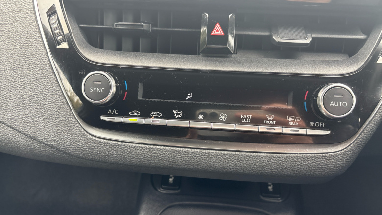 Toyota Corolla Petrol 1.8 VVT-i Hybrid Commercial Auto